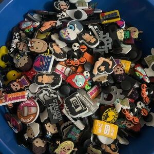 Lot of 25 Random Jibbitz